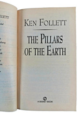 The Pillars of the Earth by Ken Follett Fiction 1989 Paperback Book Pre-owned