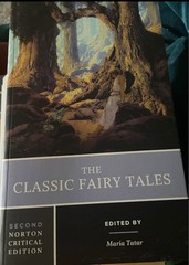 W. W. Norton The Classic Fairy Tales 2nd Norton Critical Ed HC Maria Tatar