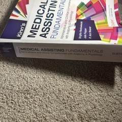 Kinn’s Medical Assisting Fundamentals : Administrative and Clinical Competencies
