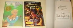 2 Phyllis Reynolds Naylor 1st Ed SIGNED Treasure of Bessledorf Hill Shiloh HCDJ