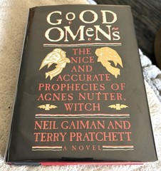 Good Omens Neil Gaiman & Terry Pratchett First Edition/Print 1990 HCDJ SCARCE