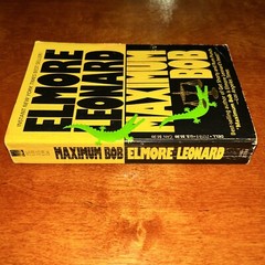 Maximum Bob by Elmore Leonard published by Dell Publishing 1992  PB K15