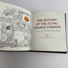 The Mystery Of The Flying The Orange Pumpkin Steven Kellogg Vintage Kid Book 1st