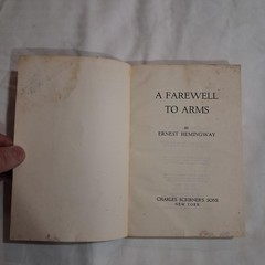 Vintage A Farewell To Arms Ernest Hemingway War Novel Paperback Scribner Library