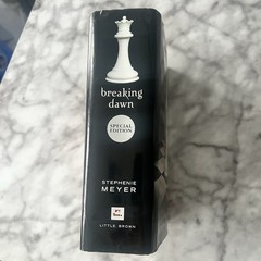Stephenie Meyer Twilight Saga Special Edition Hardcover: Twilight, New Moon, Ec…