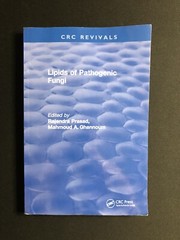 CRC Revivals: Lipids of Pathogenic Fungi (1996) by Ghannoum and Prasad