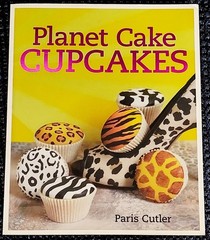 Planet Cakes Cupcakes By Paris Cutler Paperback