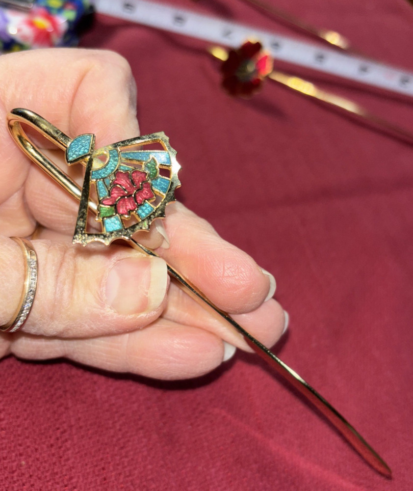 VINTAGE Gold Tone Enamel Fan Bible Book Mark 5.75” Teal Rose Made in Taiwan