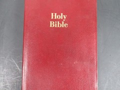 Slim-Line Reference Bible by Thomas Nelson Publishing Staff (1999, Bonded -FT197