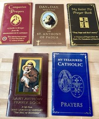 Catholic Prayer Books Lot of 5 Treasured Saint Anthony Saint Pio Prayer Guide
