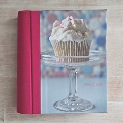 The Hummingbird Bakery Unused Address Book by Ryland Peters & Small Cupcake Pink