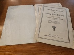 Fleischmann’s Recipes Book 1915 Vintage Baking Raised Bread Paperback