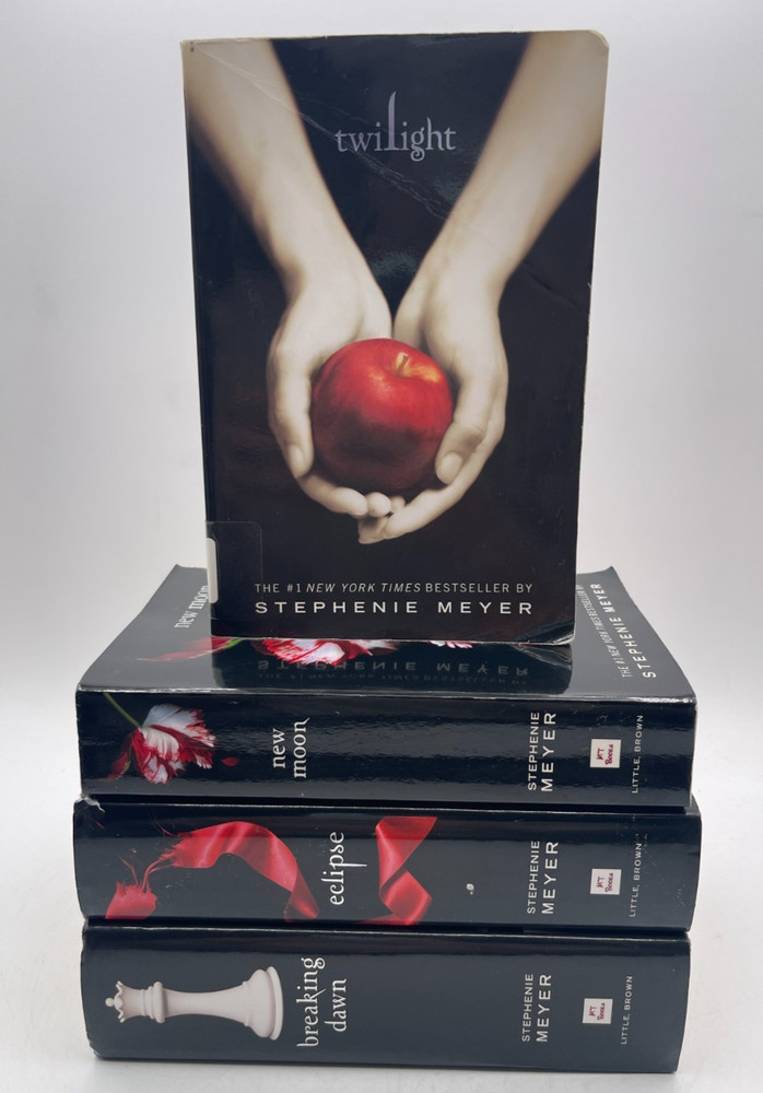 Lot Of 4 Twilight Saga Series Books by Stephenie Meyer Paperback/Hardcover Mix