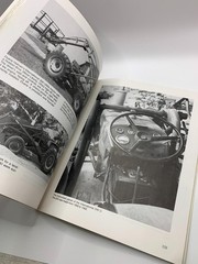 Illustrated International Harvester Tractor: Buyer’s Guide by Pripps, Robert N.