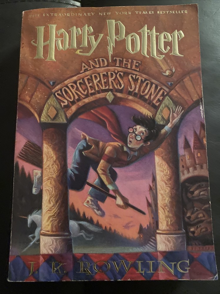 Harry Potter and the Sorcerer’s Stone by J. K. Rowling (1999, Trade Paperback)