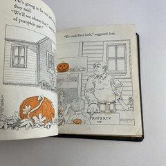 The Mystery Of The Flying The Orange Pumpkin Steven Kellogg Vintage Kid Book 1st