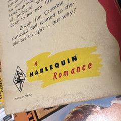 8 x Lot 1970s Vintage Harlequin Romance 1598 1600 1601 1602 1604 1605 1606 1607