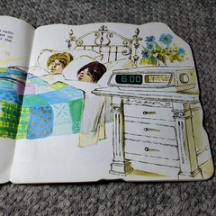 The Clock Book Donna Kelly 1981 Golden Shape Book Children’s Illustrated Golden
