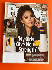 VANESSA BRYANT * REMEMBERING KOBE & GIANNA March 15 2021 PEOPLE MAGAZINE Harry