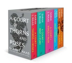 A Court of Thorns and Roses Paperback Box Set (5 Books) by Sarah J Maas: New