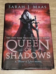 Queen of Shadows Sarah J. Maas Hardcover Original OOP Cover Art 1st Edition