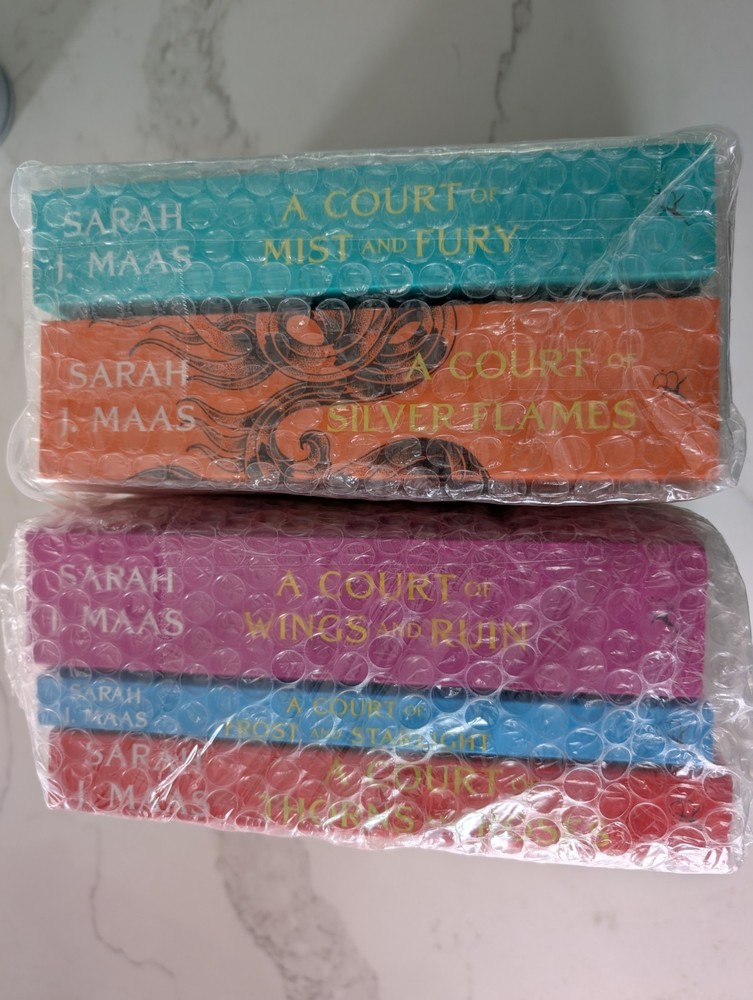 Court of Thorns and Roses Paperback Box Set (5 Books) by Sarah J. Maas (2022,…