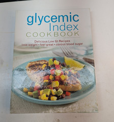 Glycemic Index by Publications International Ltd. Staff 2010 Spiral HC
