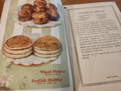 Fleischmann’s Recipes Book 1915 Vintage Baking Raised Bread Paperback