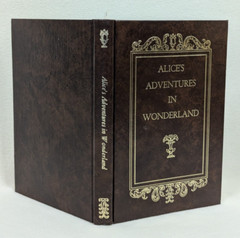 VTG Alice’s Adventures in Wonderland Lewis Carroll Avenel Books HC Illustrations