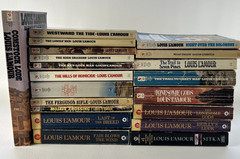 LOUIS L’ AMOUR Lot of 20 Vintage Paperback Books Classic Westerns No Duplicates