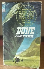 DUNE Frank Herbert 1965 Vintage Sci-Fi Paperback Novel PB 1.25 Cover