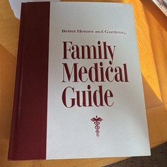 Better Homes and Gardens Family Medical Guide, Hardcover Answer Book, Medicine