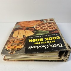 Betty Crocker’s Picture 5-Ring BINDER Cook Book Revised & Enlarged 1956 USA