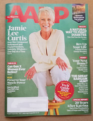 JAMIE LEE CURTIS – Aug/Sep 2025 AARP Magazine BILLY IDOL JIMMY FALLON NEW #
