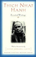 Thich Nhat Hanh : Essential Writings Paperback Thich Nhat Hanh