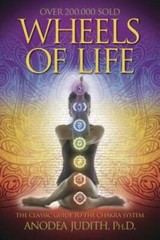 Wheels of Life: A User’s Guide to the Chakra System (Llewellyn’s New – VERY GOOD