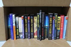 Lot of 20 books Mixed Genre Very Fine Paperback Top Authors (#17)
