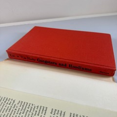 Gangsters and Hoodlums Lee Van Hecke 1971 First Edition Crime Cinema Barnes