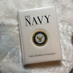 THE NAVY 2000 Barnes and Noble Naval Historical Hardcover Book, 352 Pages