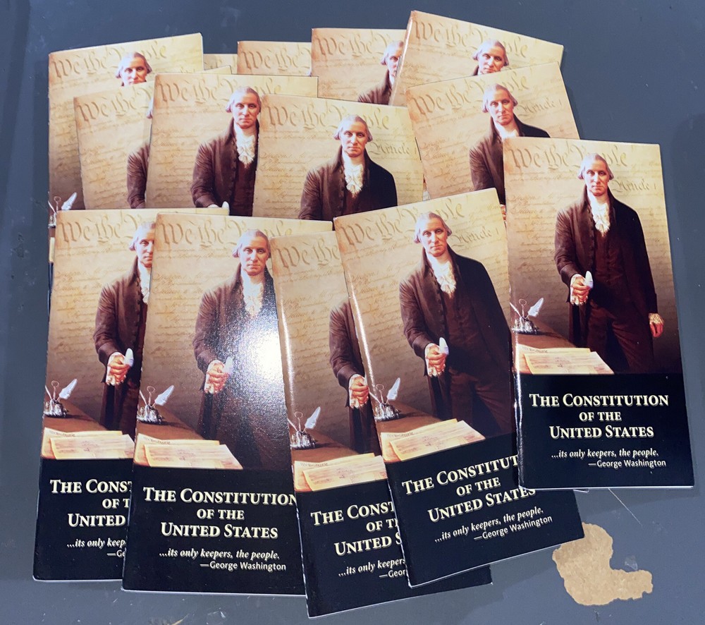Used 25 UNITED STATES POCKET CONSTITUTION & DECLARATION OF INDEPENDENCE