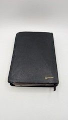 Holy Bible by Thomas Nelson Publishing Staff (2004, Bonded Leather)