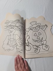 NOS Vintage 1999 Trick Or Treat Halloween Coloring & Activity Book 75 Pages New