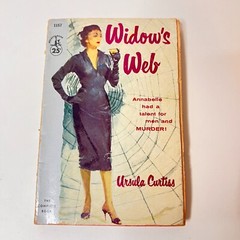 WIDOW’S WEB by Ursula Curtiss 1957 Pocket Books #1157 Murder Mystery GGA Cover