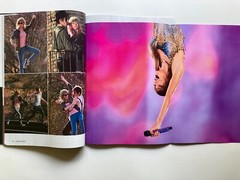 TAYLOR SWIFT – THE ULTIMATE GUIDE 2024 A360MEDIA Magazine + GIANT POSTER! / NEW