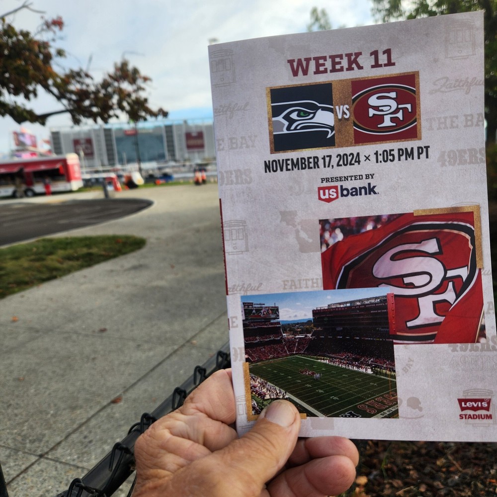 49ERS GAME DAY PROGRAM SEATTLE SEAHAWKS 11 17 2024 LEVI STADIUM #7 /