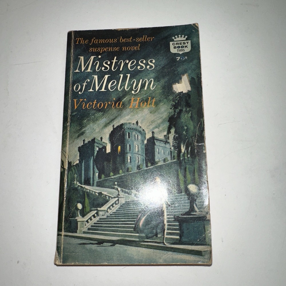 Mistress of Mellyn Victoria Holt vintage gothic romance suspense 1969 paperback