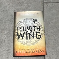 Rebecca Yarros Fourth Wing Hardcover Novel (The Empyrean Ser.) 2023 w/ DJ