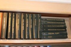 Roger Tory Peterson Field Guides Easton Press 48 volume complete set. FINE/RARE!