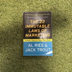 22 Immutable Laws of Marketing Book – Ries & Trout Trade PB 1994