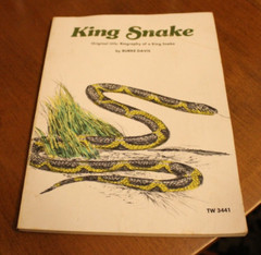 King Snake ~ Burke Davis ~ 1975 Scholastic TP